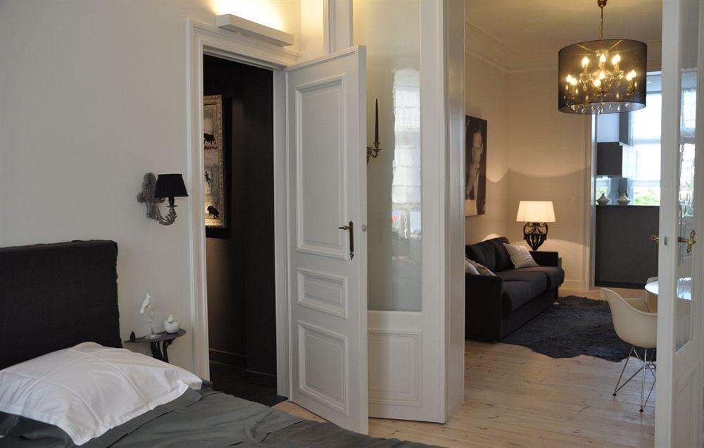 Saint-Gilles B&B Un Jardin En Ville מראה חיצוני תמונה