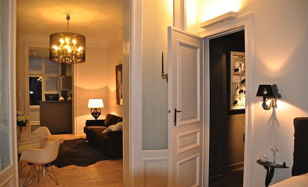 Saint-Gilles B&B Un Jardin En Ville מראה חיצוני תמונה